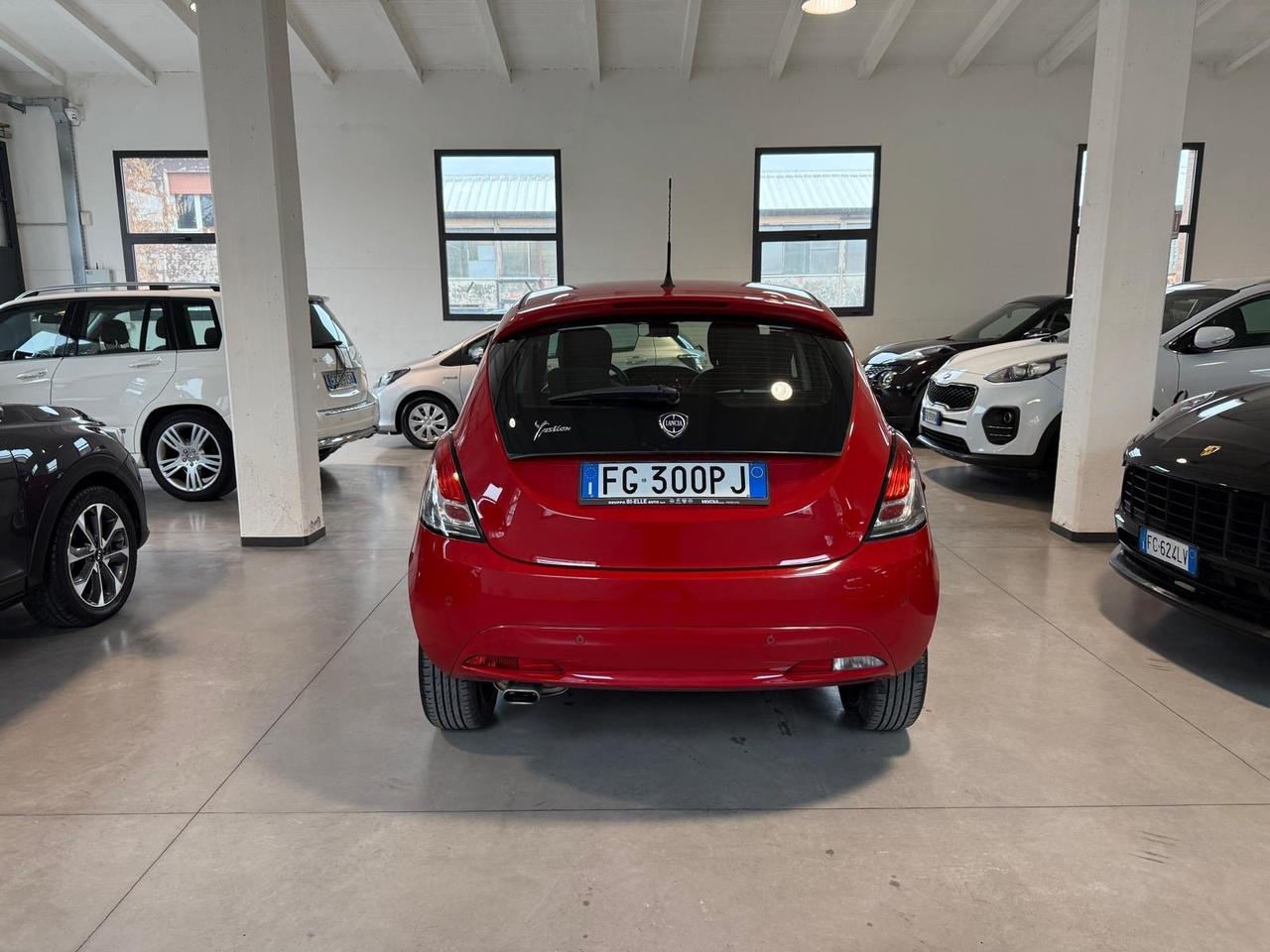 Lancia Ypsilon 1.3 MJT 16V 80 CV 5 porte S&S Platinum