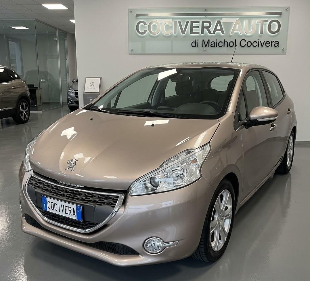 Peugeot 208 1.4 HDi 68 CV 5 porte Allure full optional