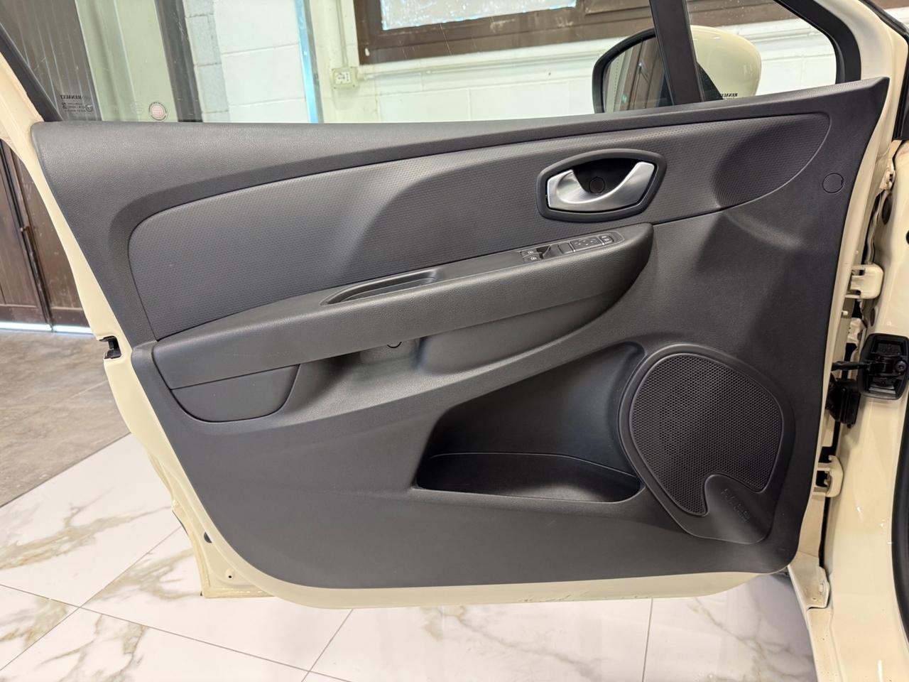 Renault Clio dCi 8V 75CV Start&Stop 5 porte Energy Life