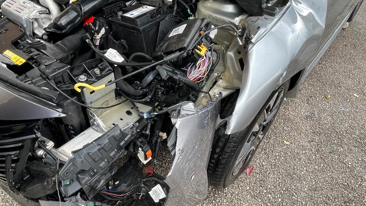 Peugeot 208 PureTechAllure (incidentata)