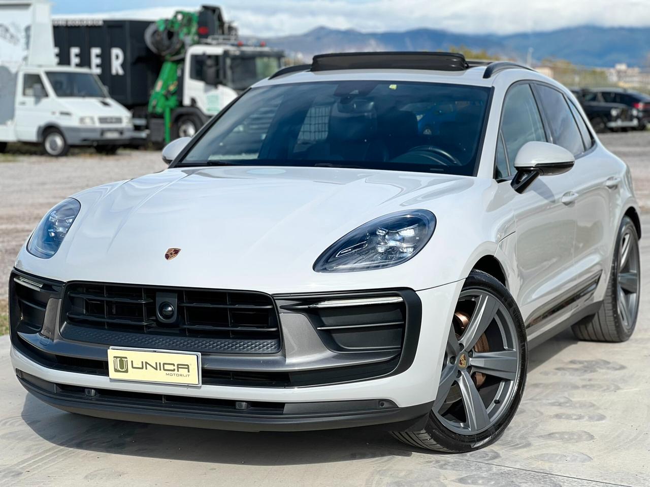 Porsche Macan 2.0 T 265cv PDK UNICOPROPRIETARIO ITALIANA IVA ESPOSTA