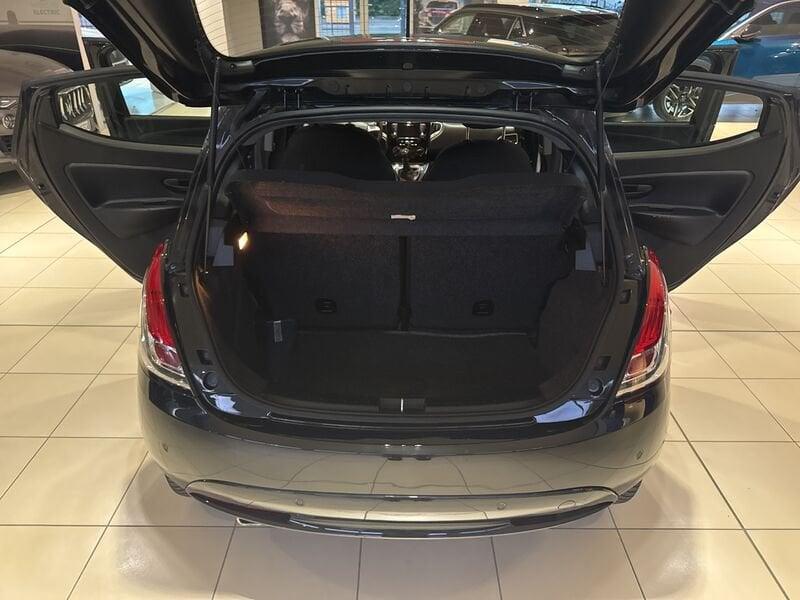 Lancia Ypsilon Ypsilon 1.0 FireFly 5 porte S&S Hybrid Ecochic Gold