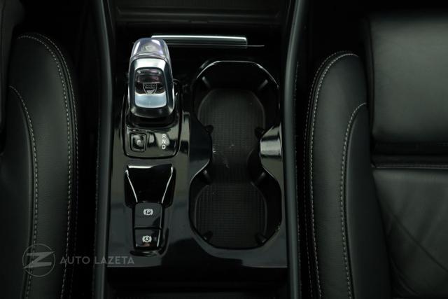 VOLVO XC40 T5 Recharge Plug-in Hybrid Inscription Auto