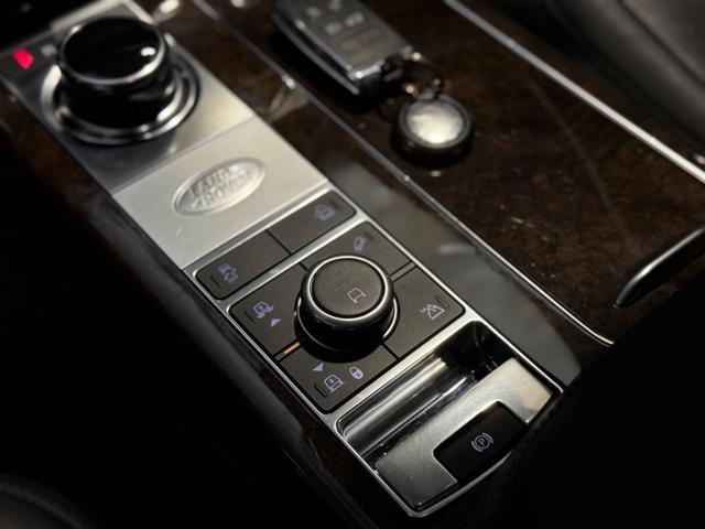 LAND ROVER Range Rover 3.0 TDV6 Vogue
