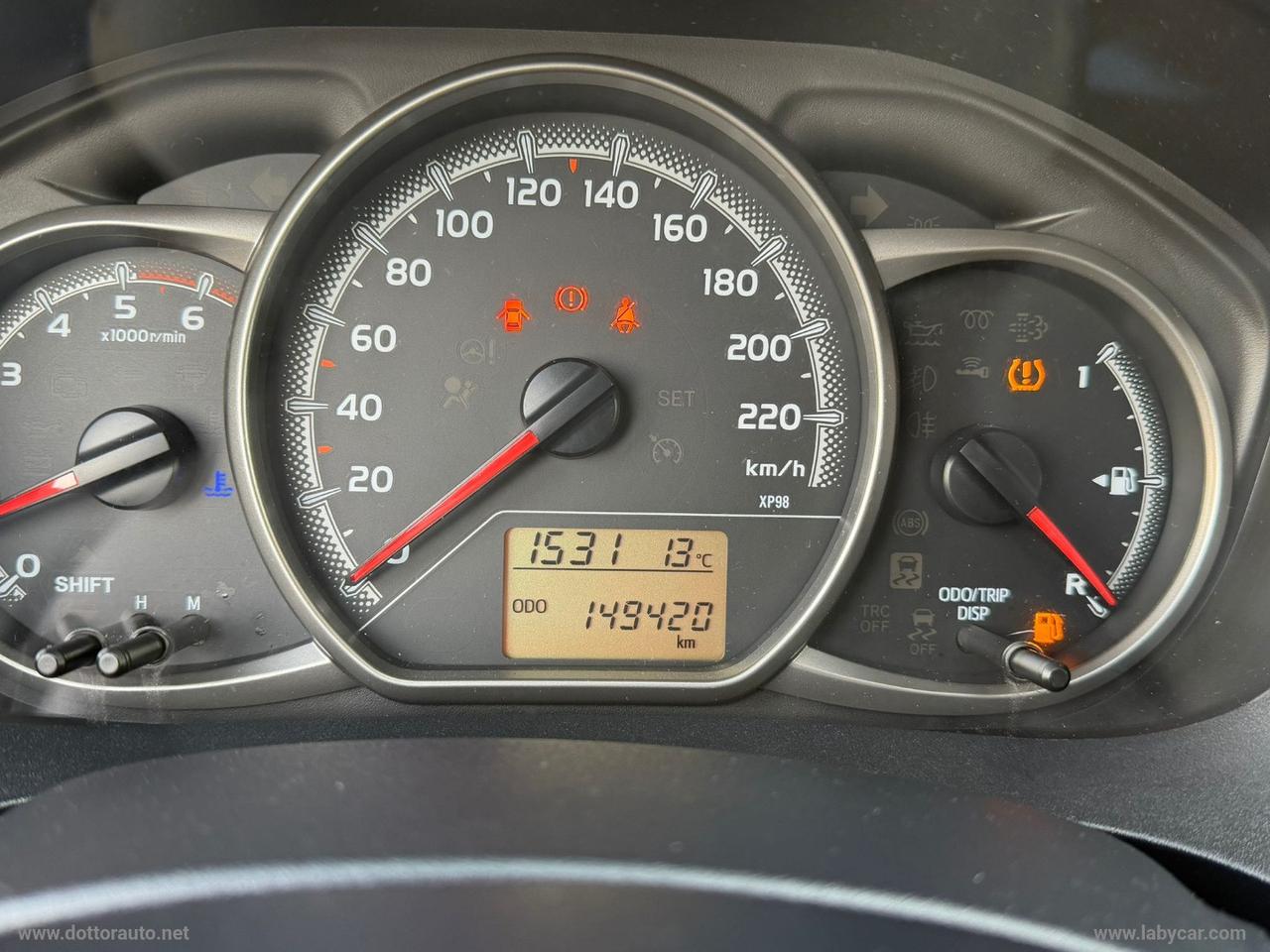 TOYOTA Yaris 1.4 D-4D 5p. Lounge