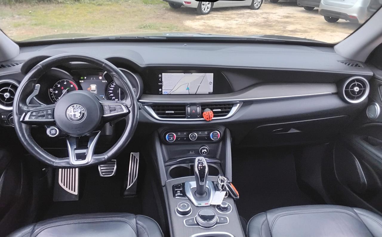 Alfa Romeo Stelvio 2.2 Turbodiesel 190 CV AT8 RWD Executive