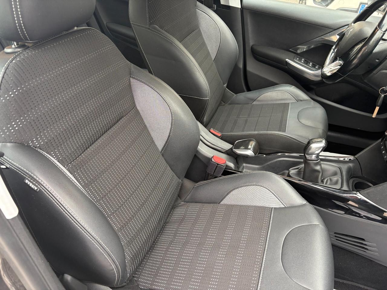 Peugeot 2008 BlueHDi 100 Allure