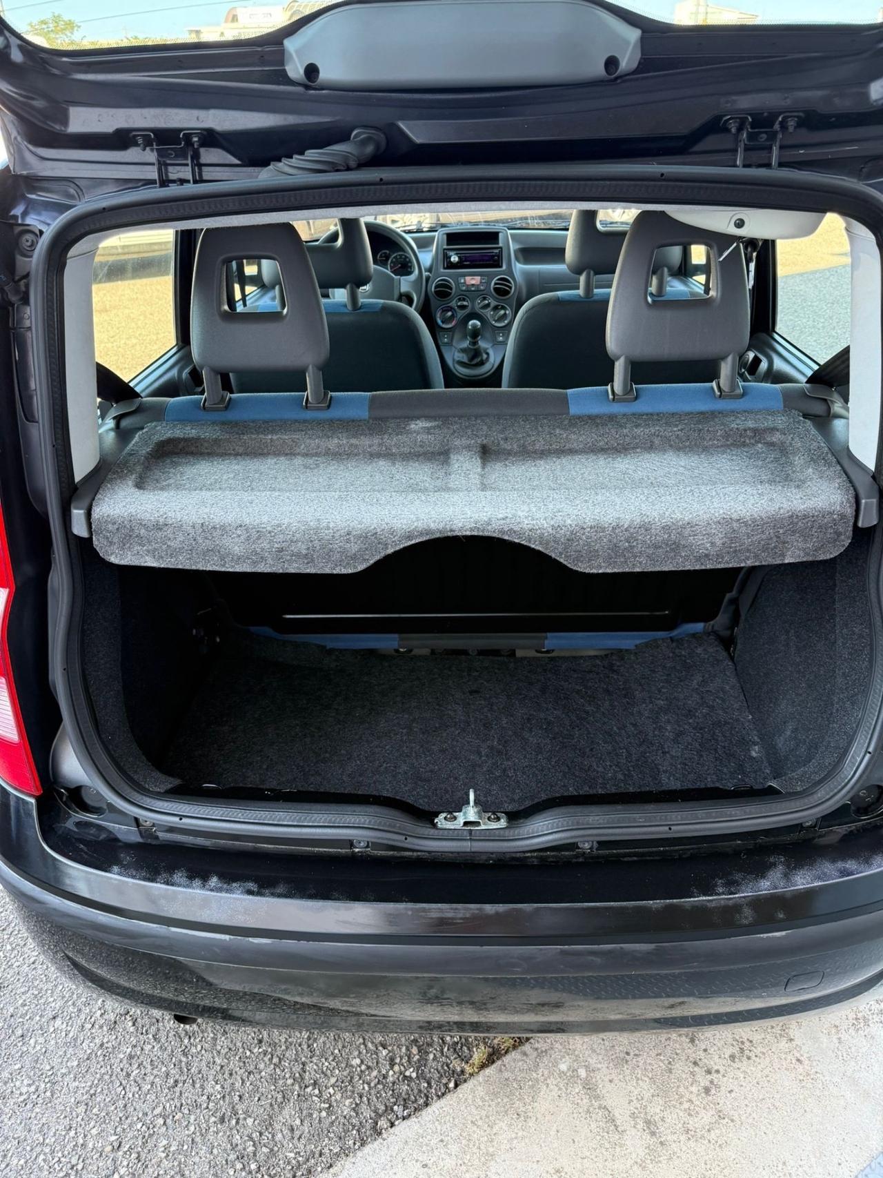 Fiat Panda 1.2 -NEOPATENTATI-UNICO PROPRIETARIO