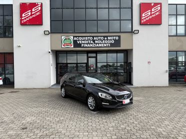Volvo V60 D2 Summum|UNIPRO