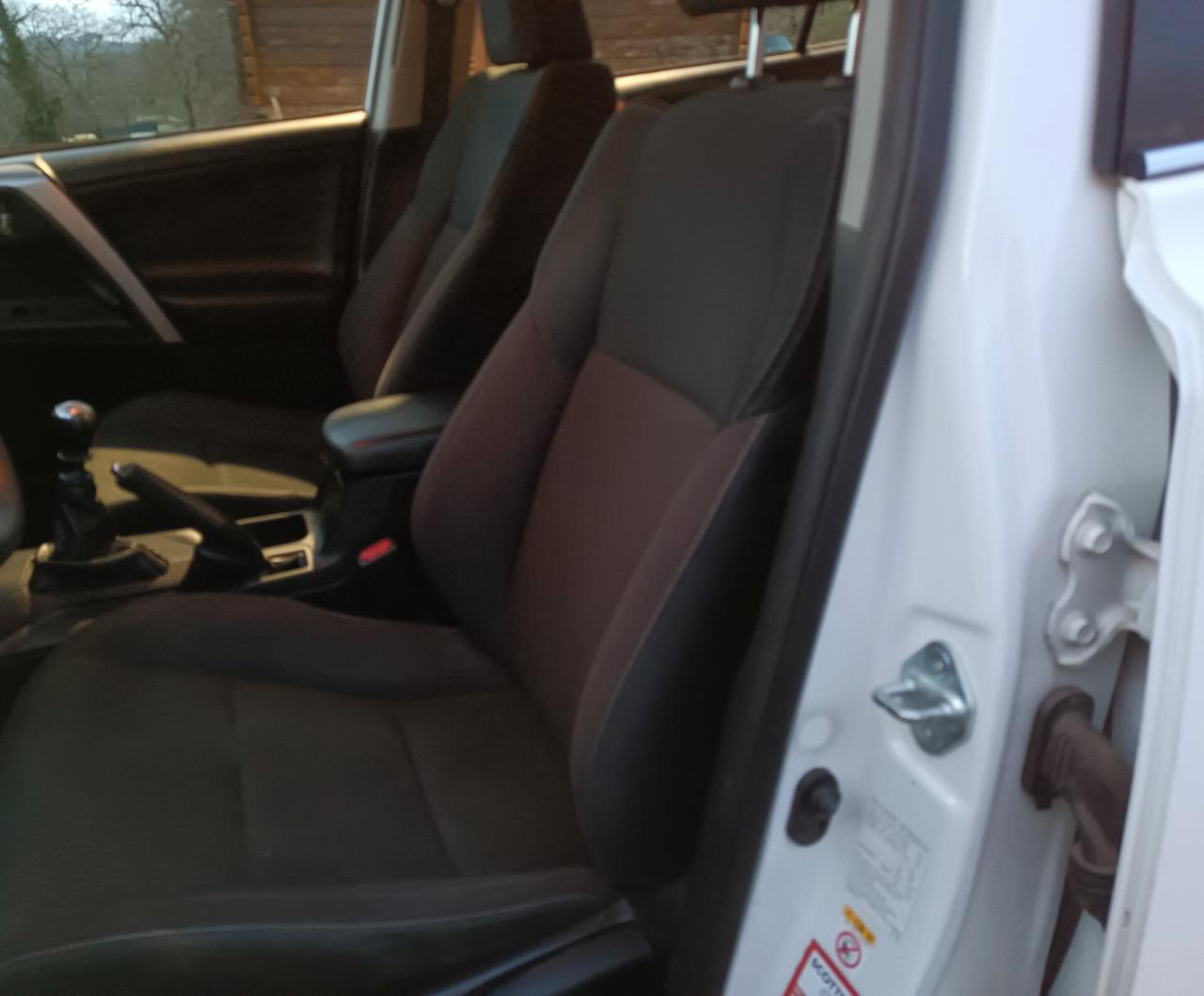 Toyota RAV 4 RAV4 2.0 D-4D 2WD Active