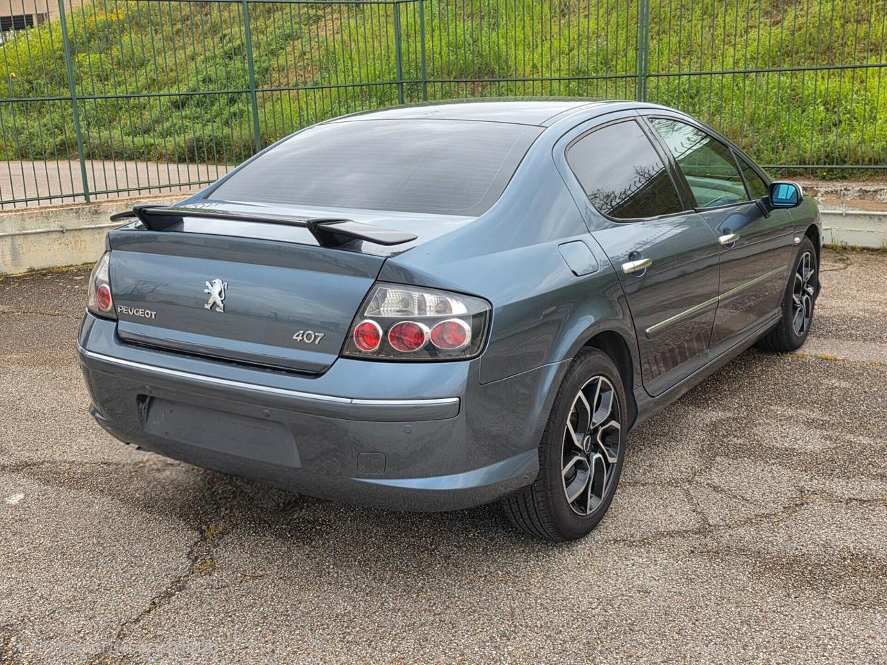 Peugeot 407 2.0 HDi Confort