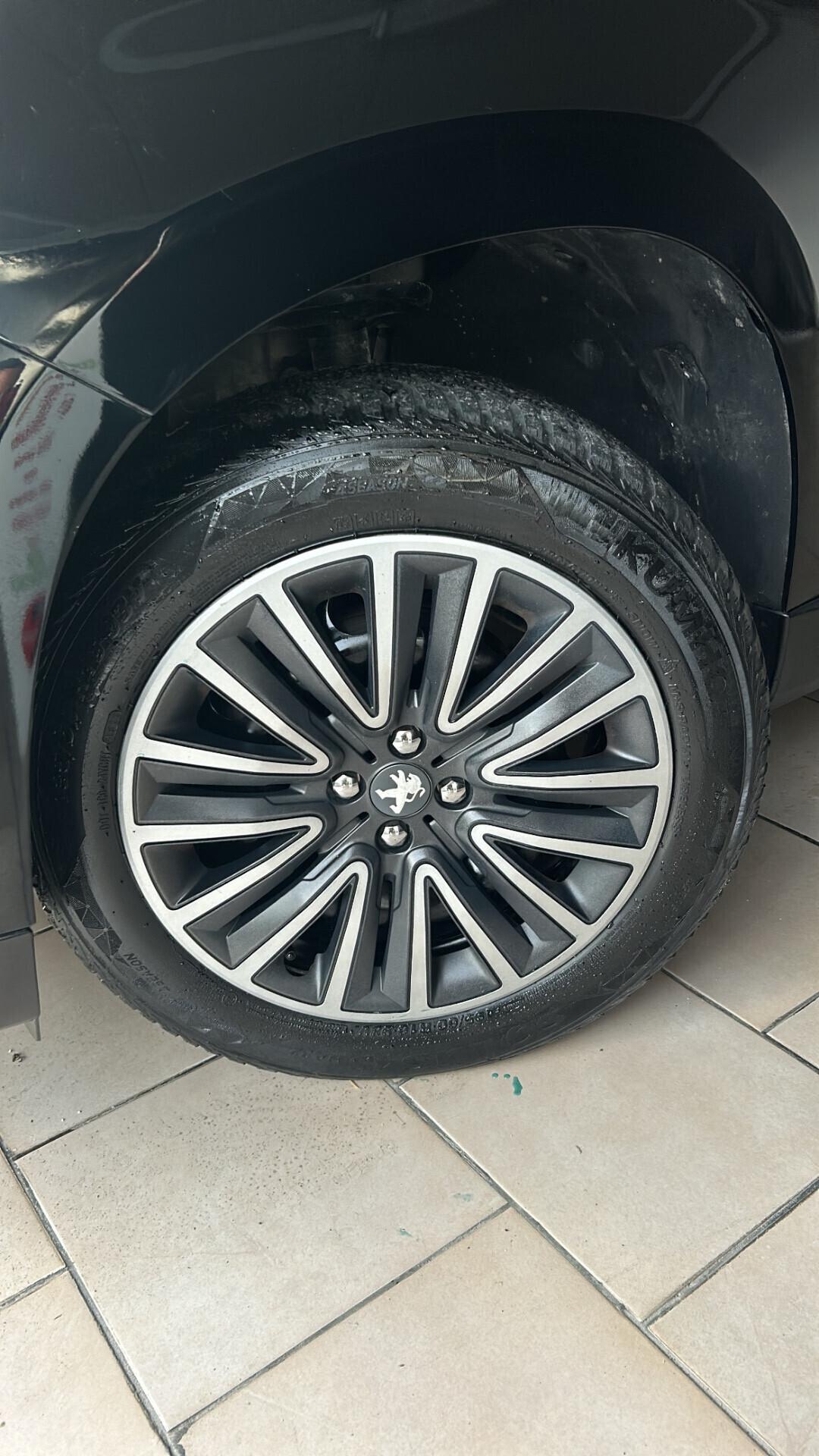 Peugeot 2008 1.6 BlueHDi 75cv Active 11/2016