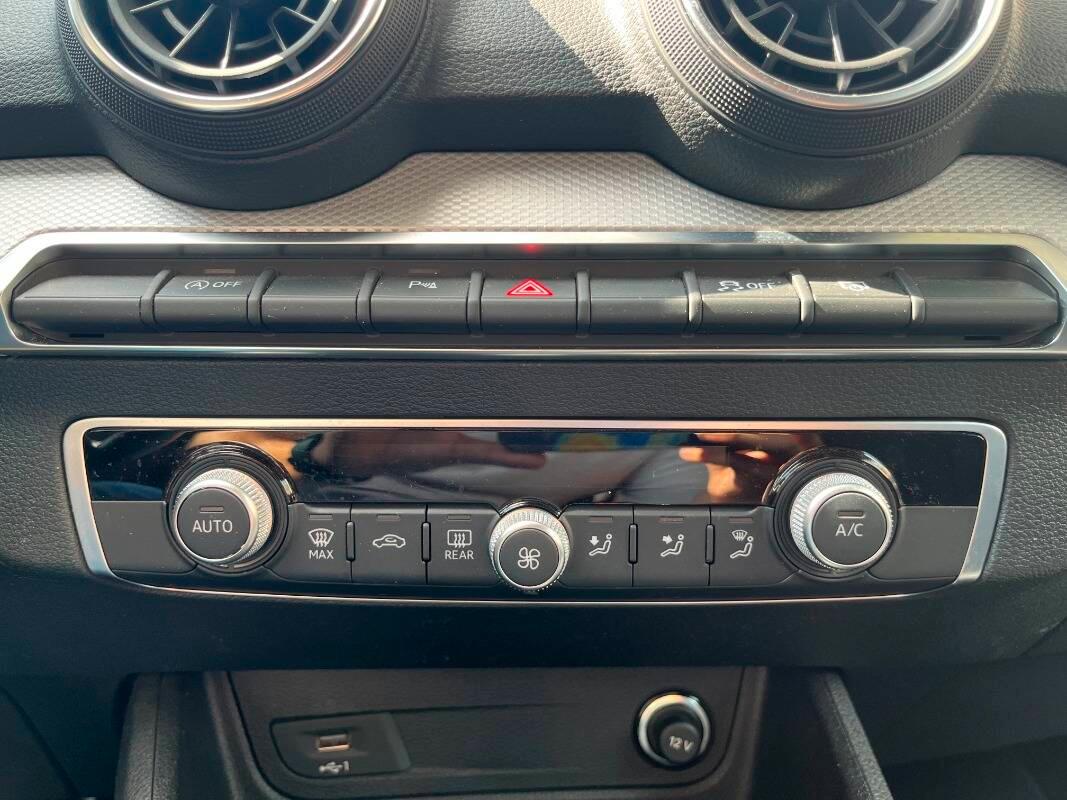 Audi Q2 30 1.6 tdi Business S-Tronic 116CV