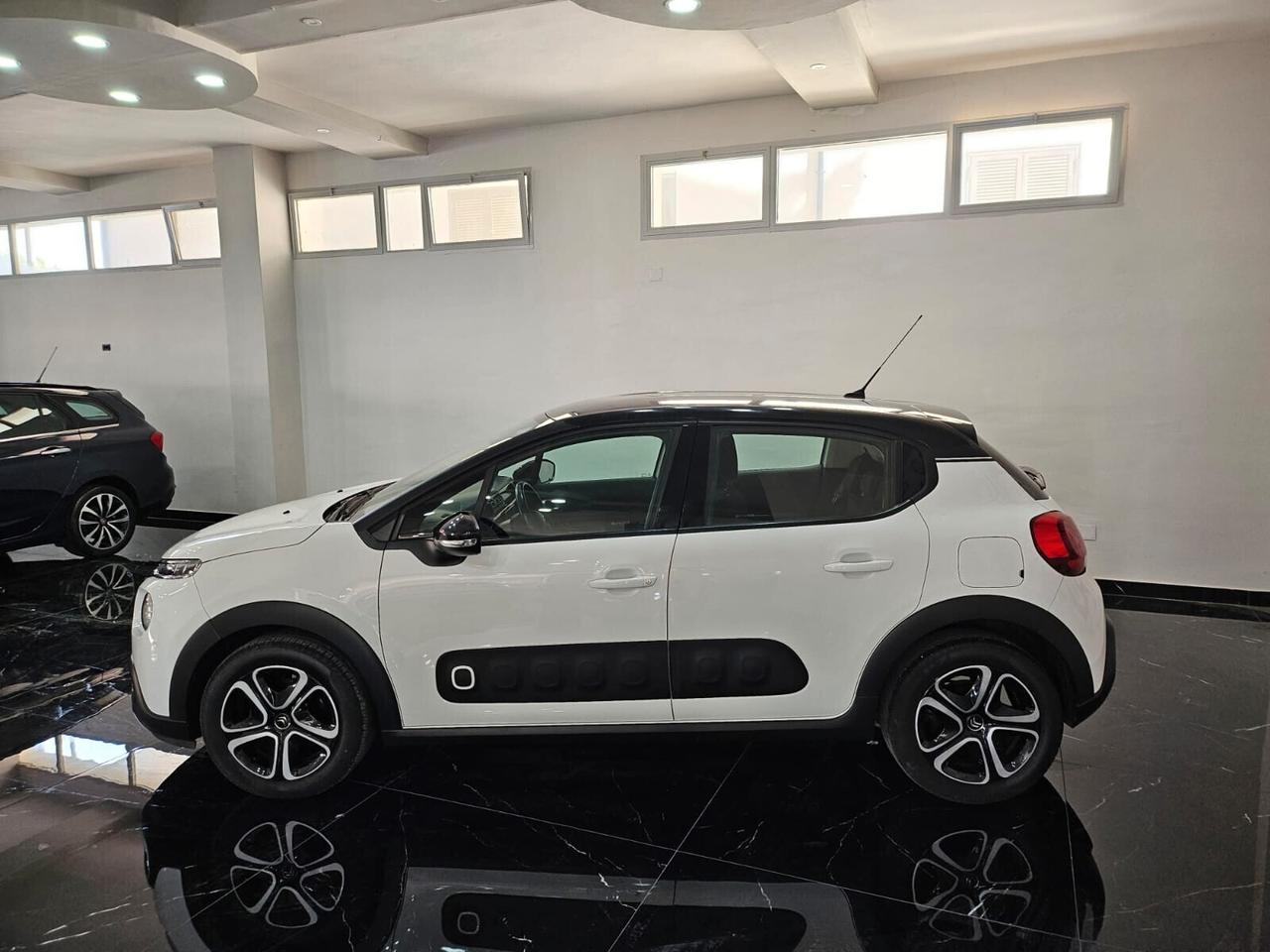 Citroen C3 PureTech 82 Shine