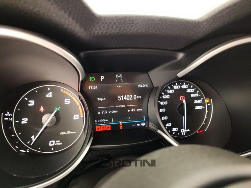 Alfa Romeo Stelvio 2.2 Turbo Diesel 160CV AT8 RWD Business