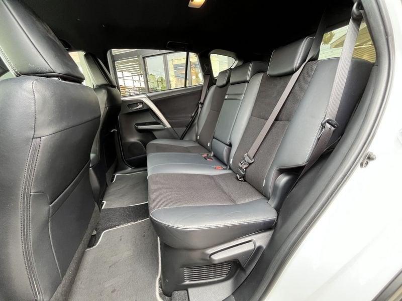 Toyota RAV4 Rav4 2.5 vvt-i h Lounge 2wd e-cvt