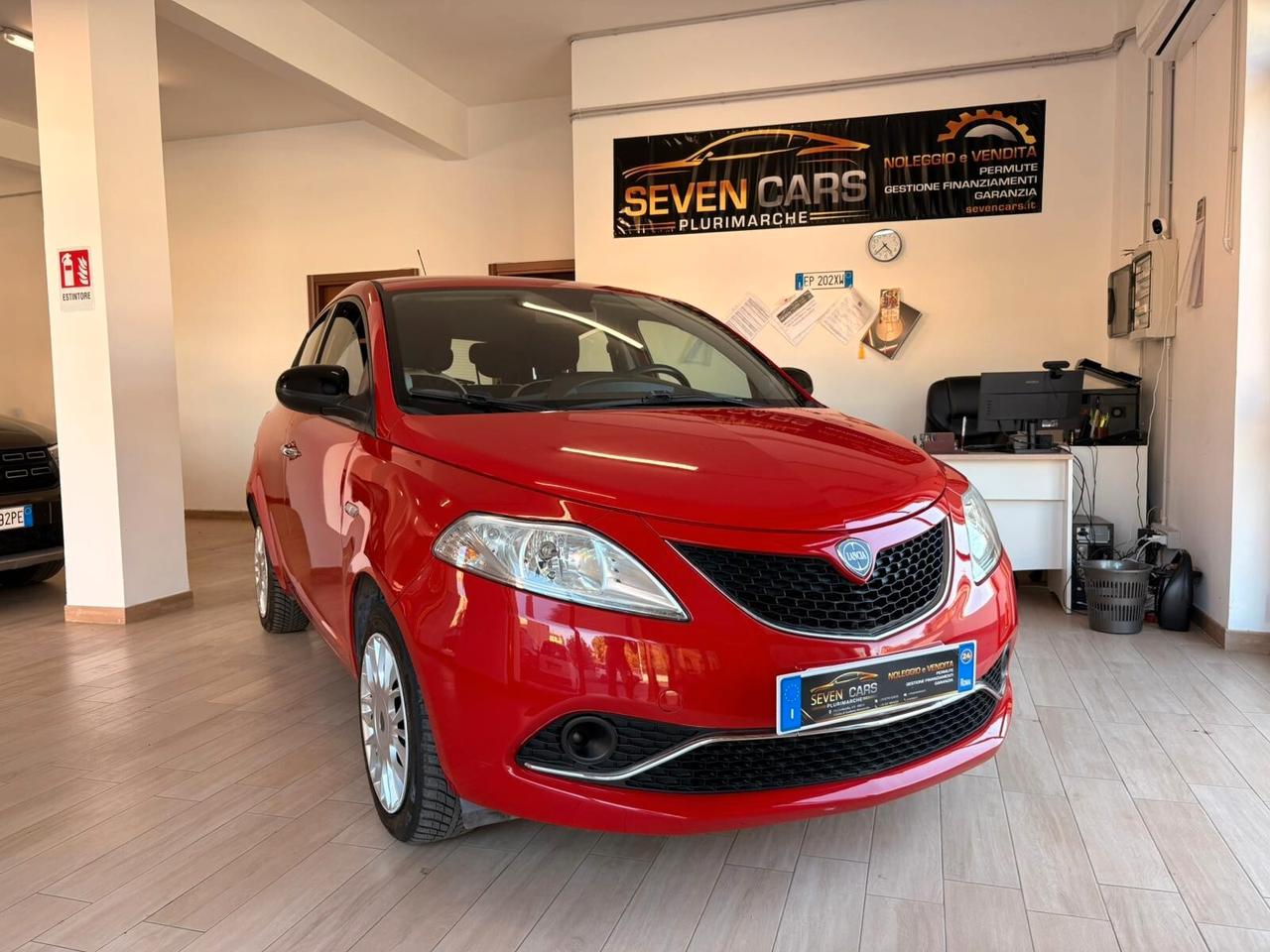 Lancia Ypsilon 1.2 69 CV 5 porte GPL Ecochic Gold