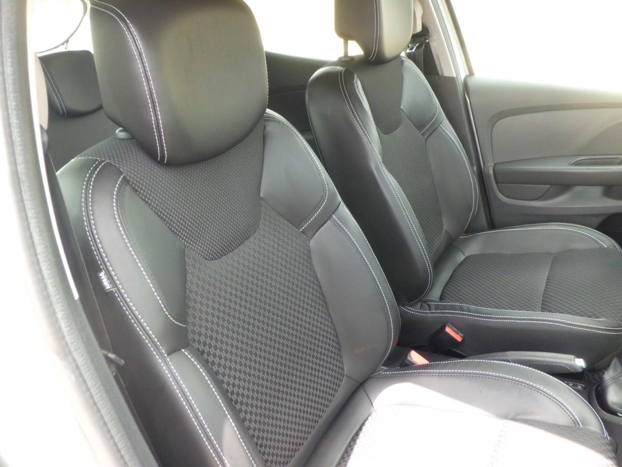 Renault Clio dCi 8V 90 CV 5 porte Moschino Intens