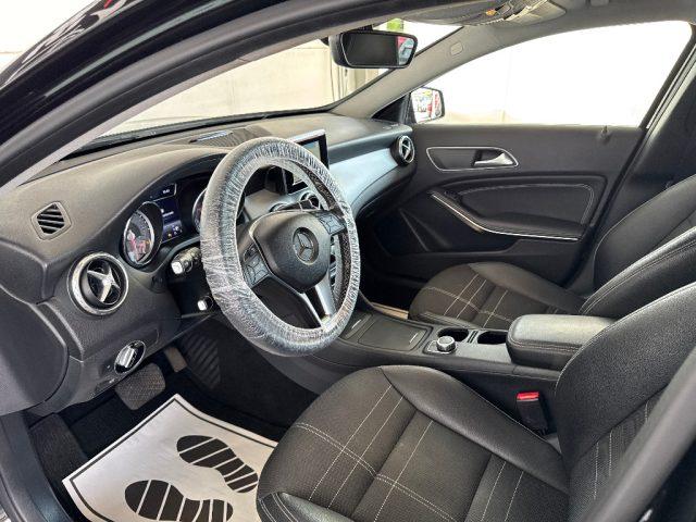 MERCEDES-BENZ GLA 200 CDI Automatic Premium