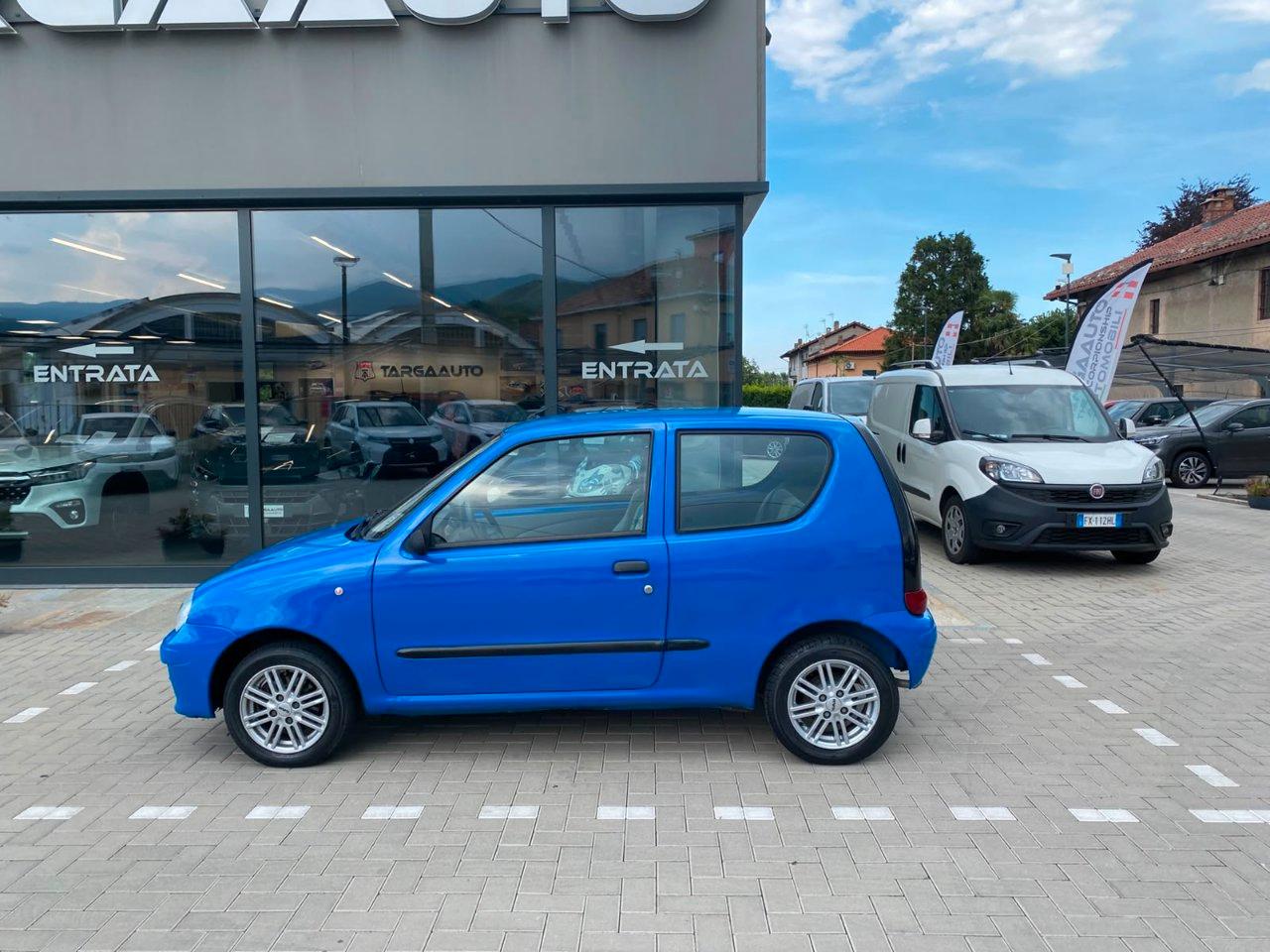 Fiat 600 1.1 Active (class)