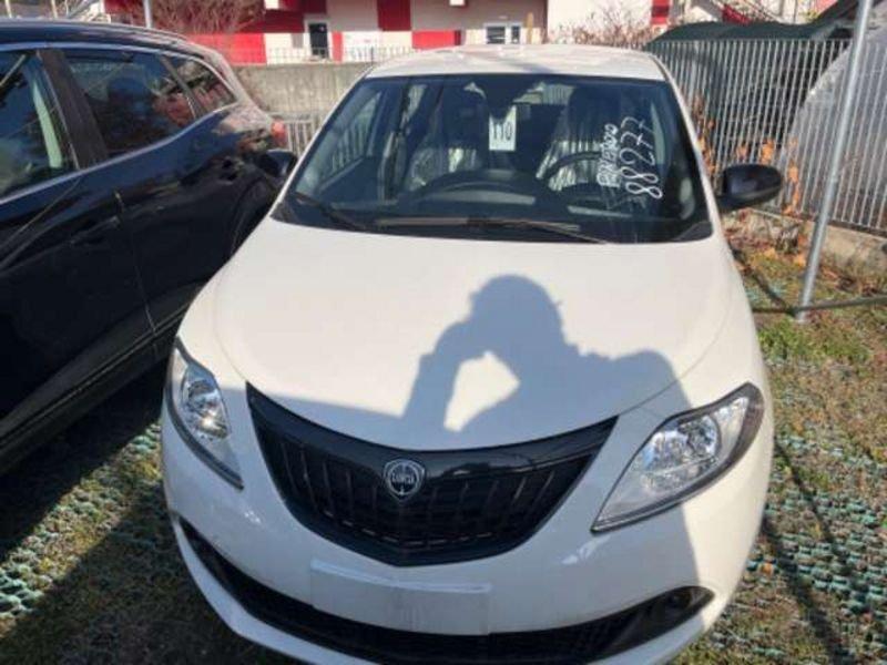 Lancia Ypsilon 1.0 FireFly Hybrid Oro