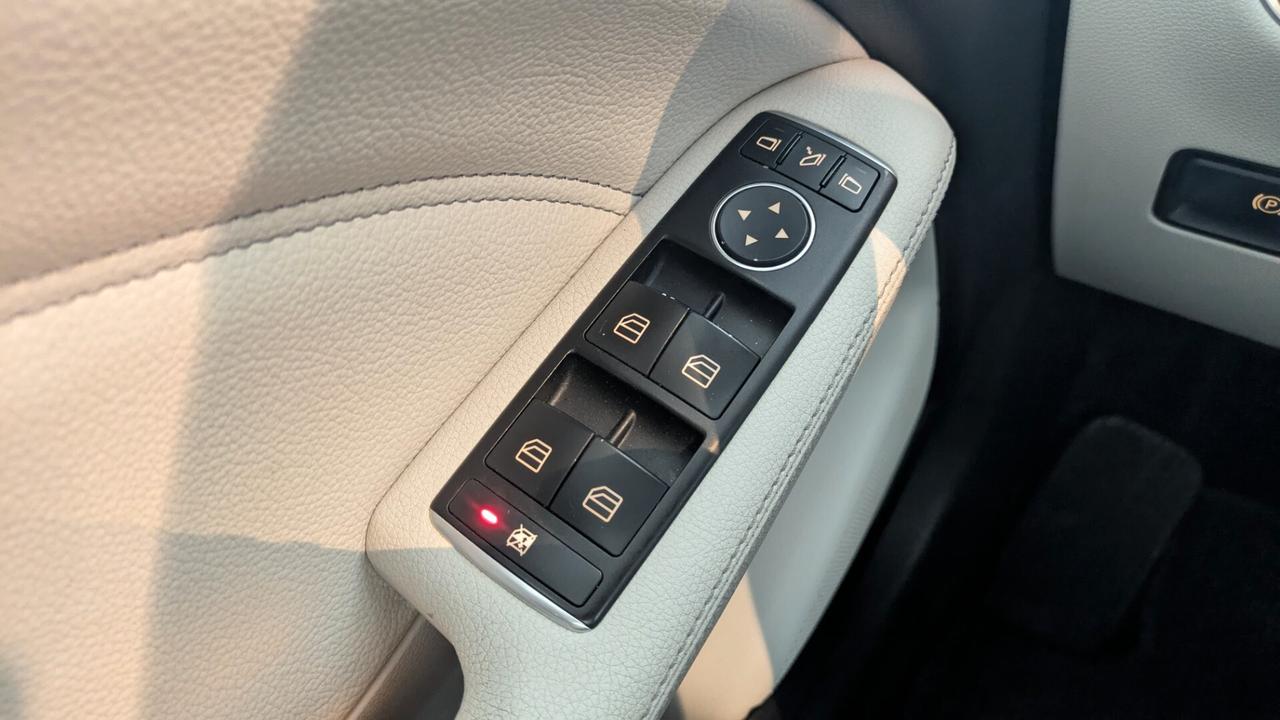 Mercedes-benz B 180 B 180 d Automatic AMG Line Advanced Plus