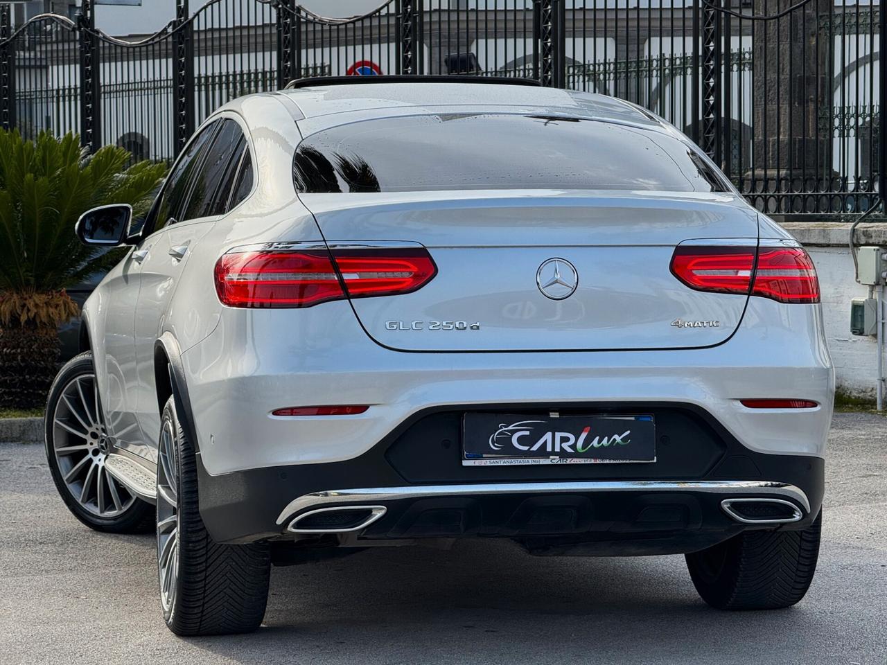 Mercedes-Benz GLC 250 d Coupé Premium AMG 4M
