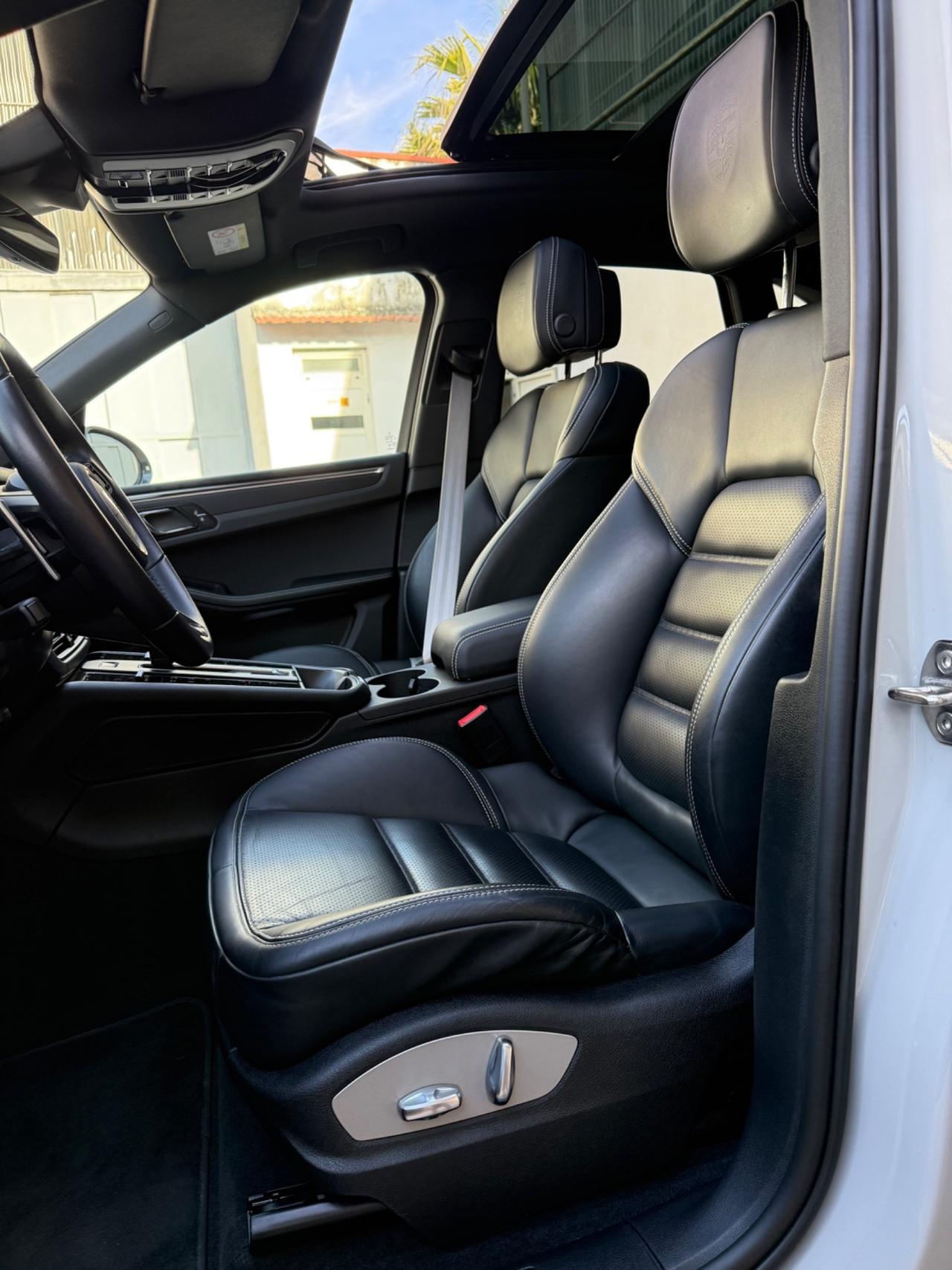 Porsche Macan 2.0 T - TETTO - SCARICHI - GESSO