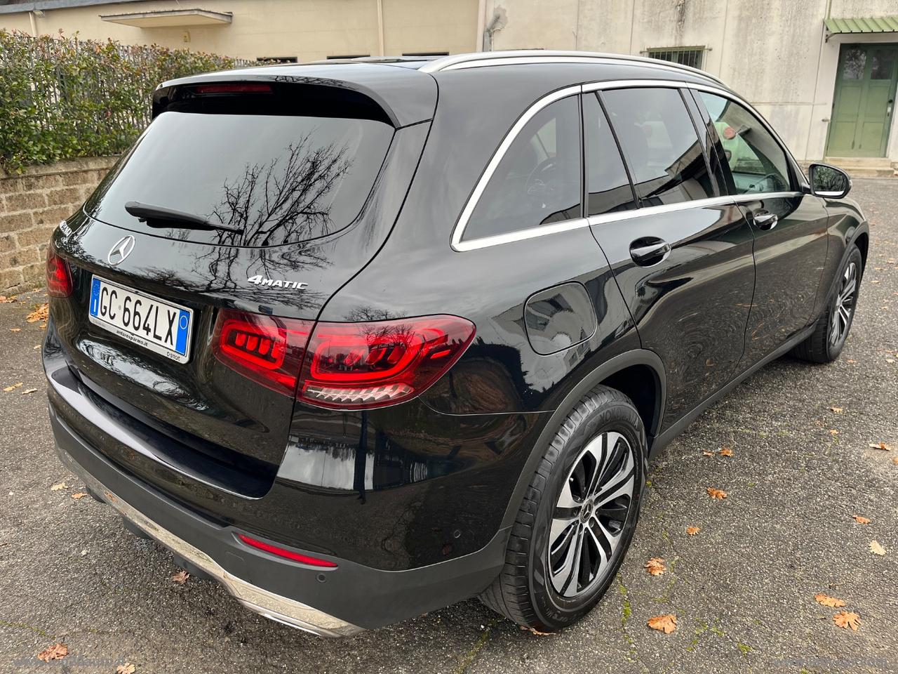 MERCEDES-BENZ GLC 220 d 4Matic Sport