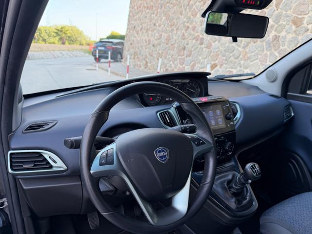 LANCIA Ypsilon GOLD+RETROCAMERA+NAVI CARPLAY+LED