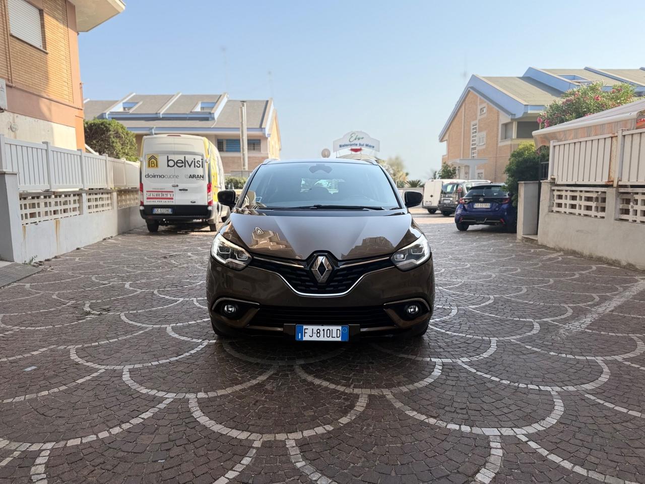 Renault Grand Scenic dCi 160 CV EDC Energy Initiale Paris