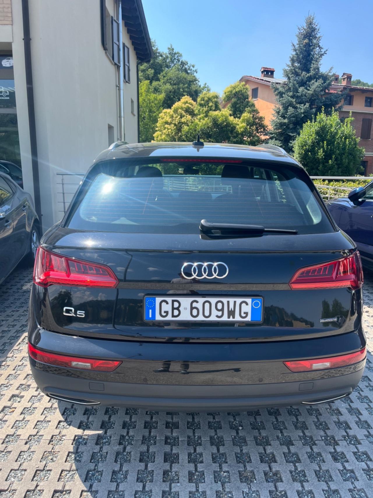 Audi Q5 40 TDI 204 CV quattro S tronic Business Design