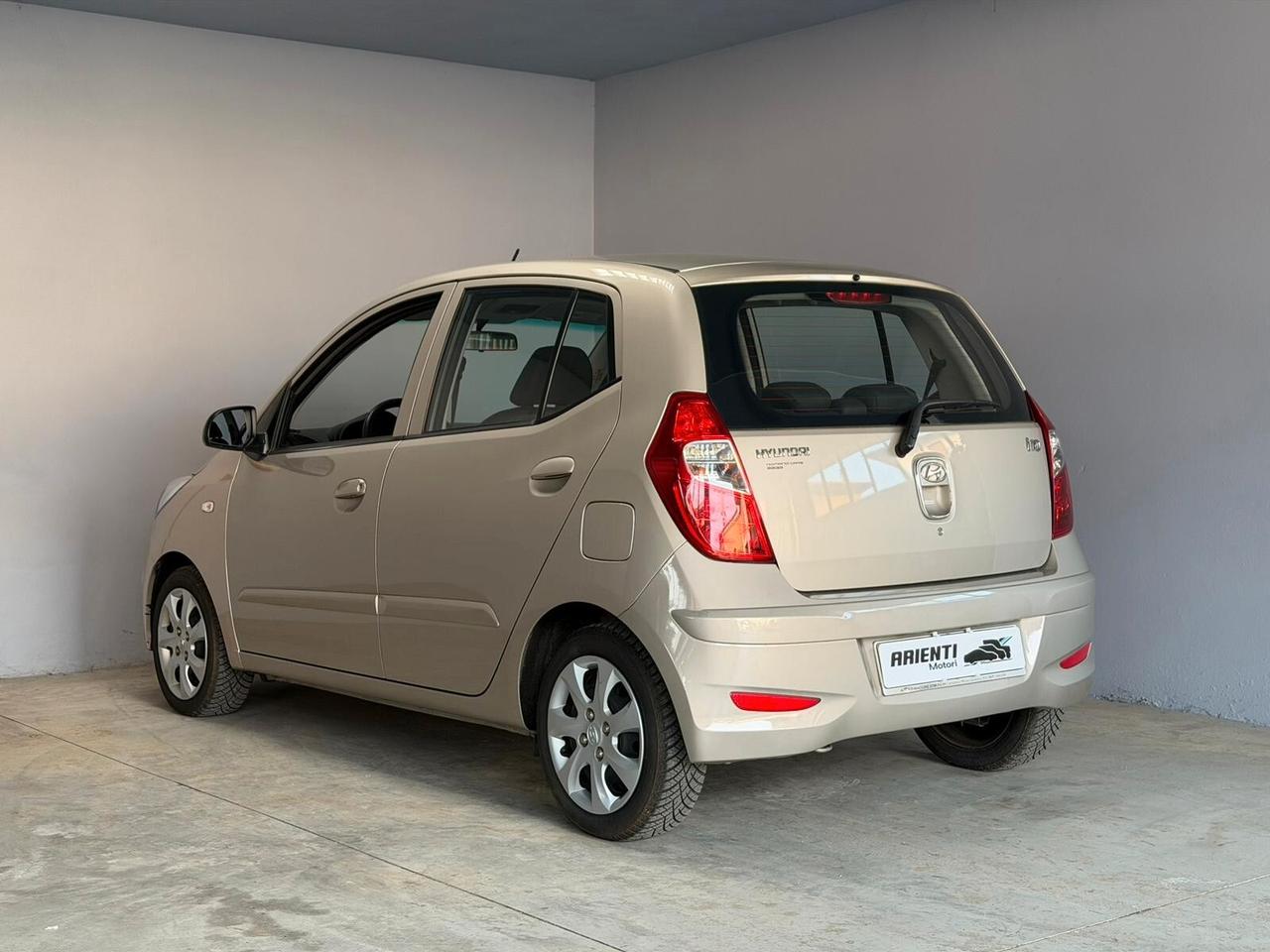 Hyundai i10 1.1cc LIKE 69cv - 24.000 KM REALI!