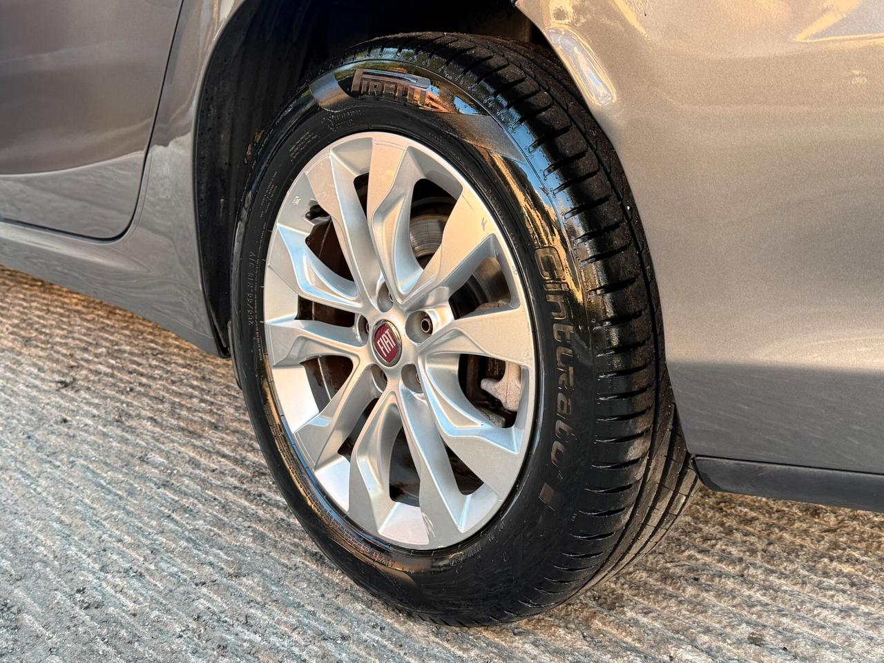 Fiat Tipo 1.6 MJT DCT SW Lounge NAVI LED - 2020