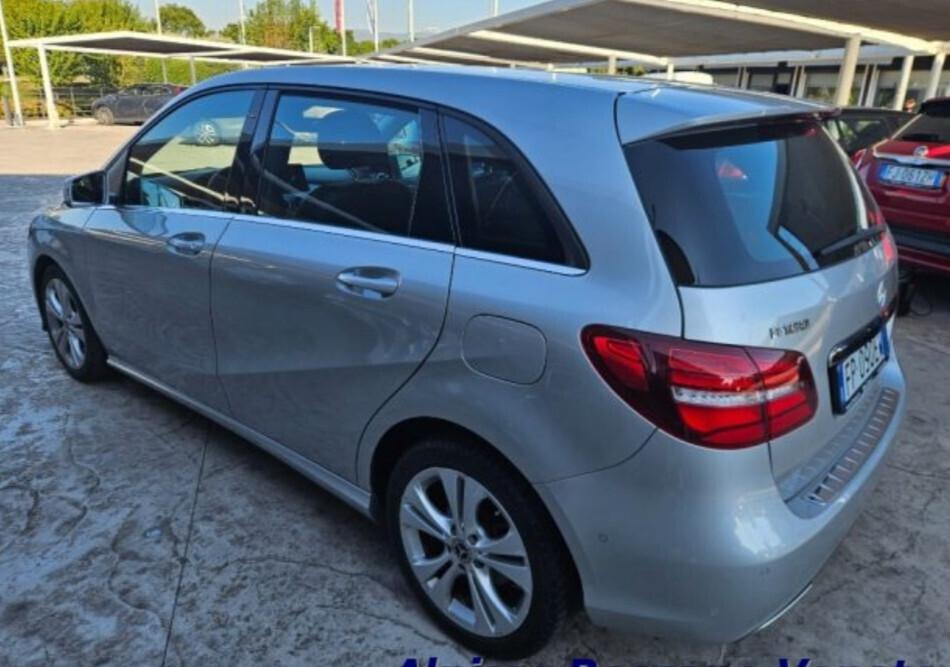 Mercedes-benz B 180 PREMIUM 122CV 5P