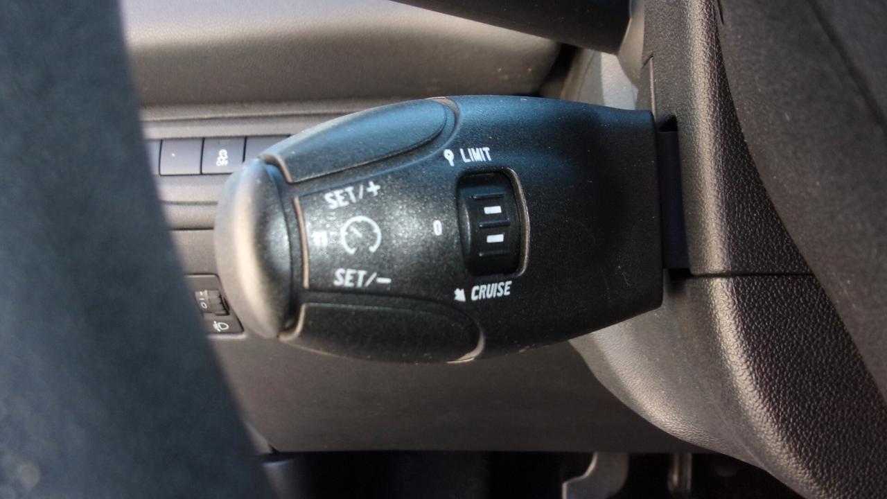 Peugeot 208 1.4 VTi 95 CV 5p. GPL Access