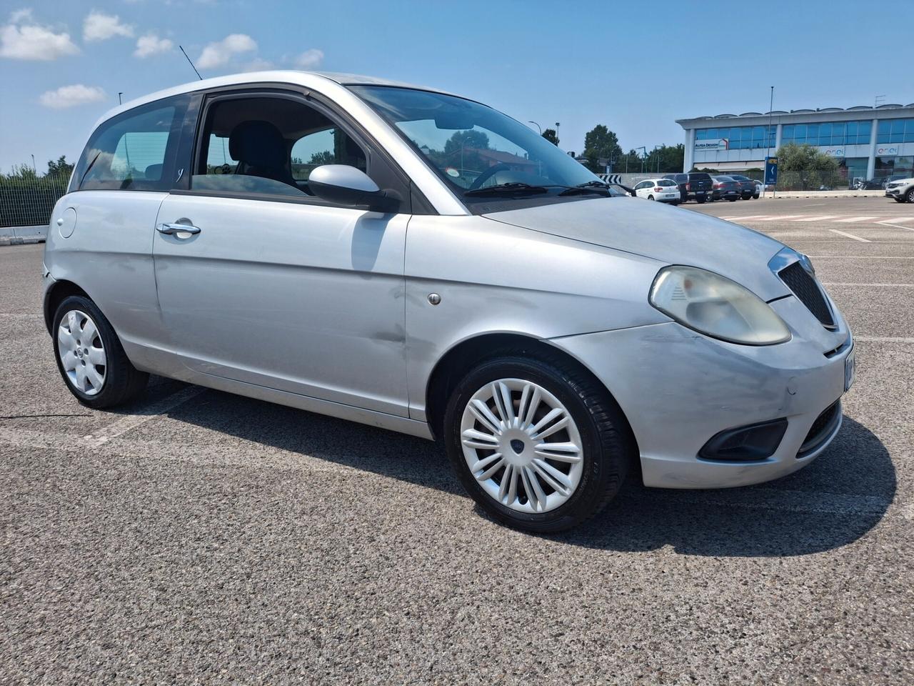 Lancia Ypsilon 1.2 Benzina-OK NEOPATENTATI-