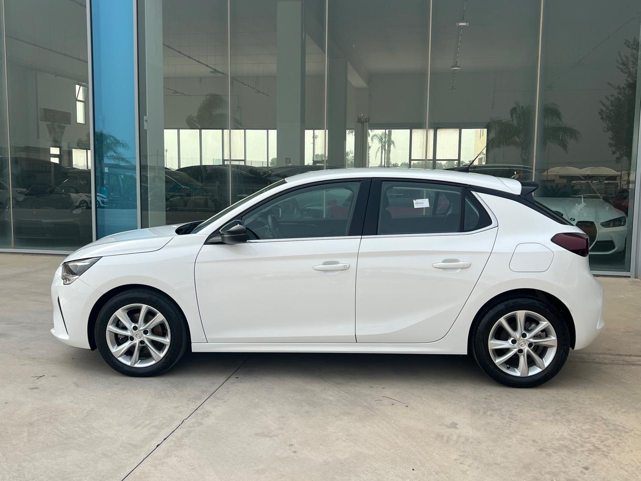 Opel Corsa 1.5d 100 CV Elegance - possibilità noleggio no scoring