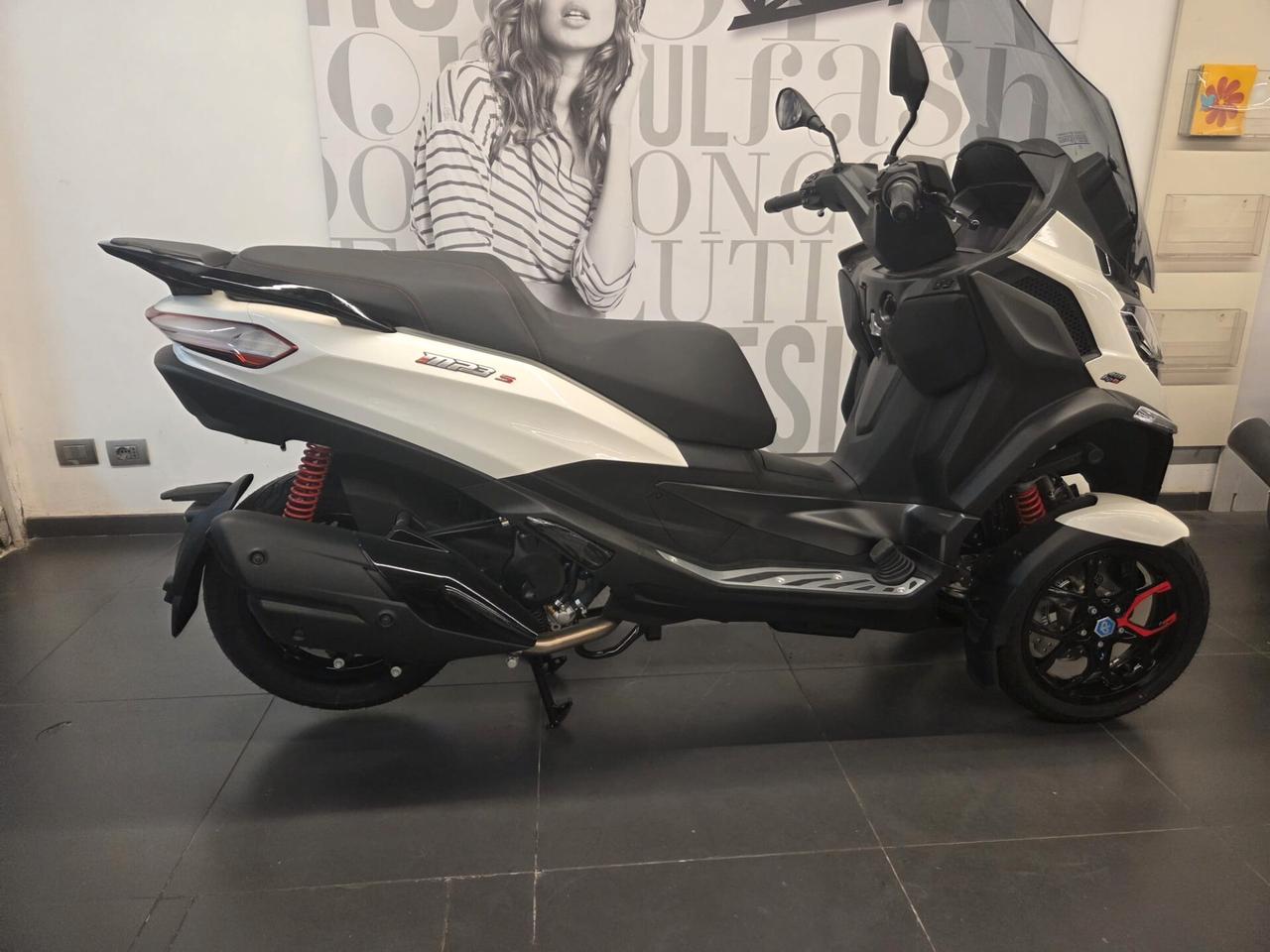 Piaggio MP3 400 hpe E5+