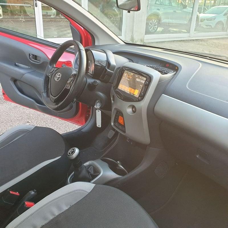 Toyota Aygo Aygo 1.0 69 CV 5 porte x-play