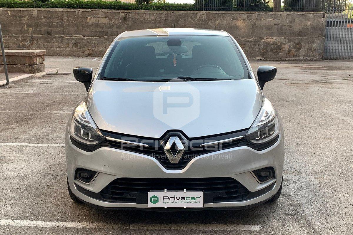 RENAULT Clio TCe 12V 90 CV 5 porte Moschino Intens