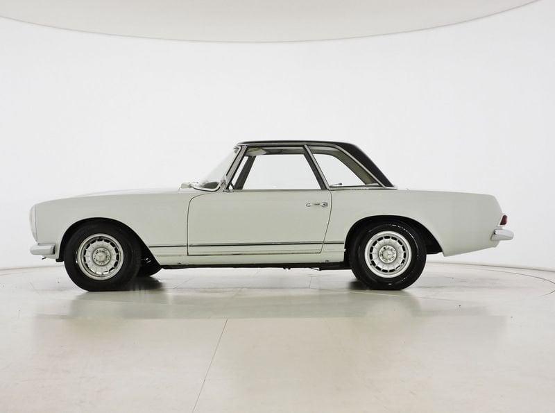 Mercedes-Benz W113 – 230 SL Pagoda 230 SL AUTOMATIC PAGODA