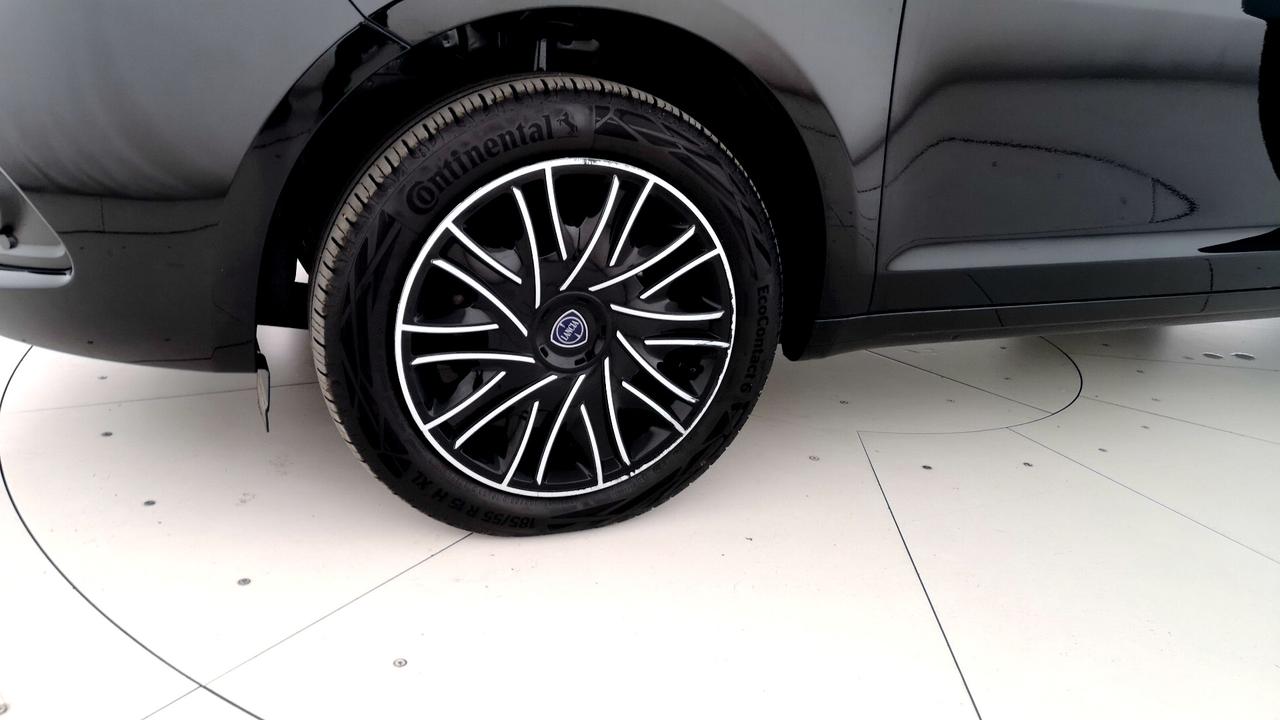 LANCIA Ypsilon III 2021 - Ypsilon 1.0 firefly hybrid Gold s&s 70cv 5p.ti