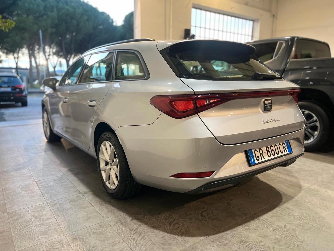 SEAT LEON SPORTSTOURER 2.0 TDI 150 CV DSG *2023* *UNICOPRO*