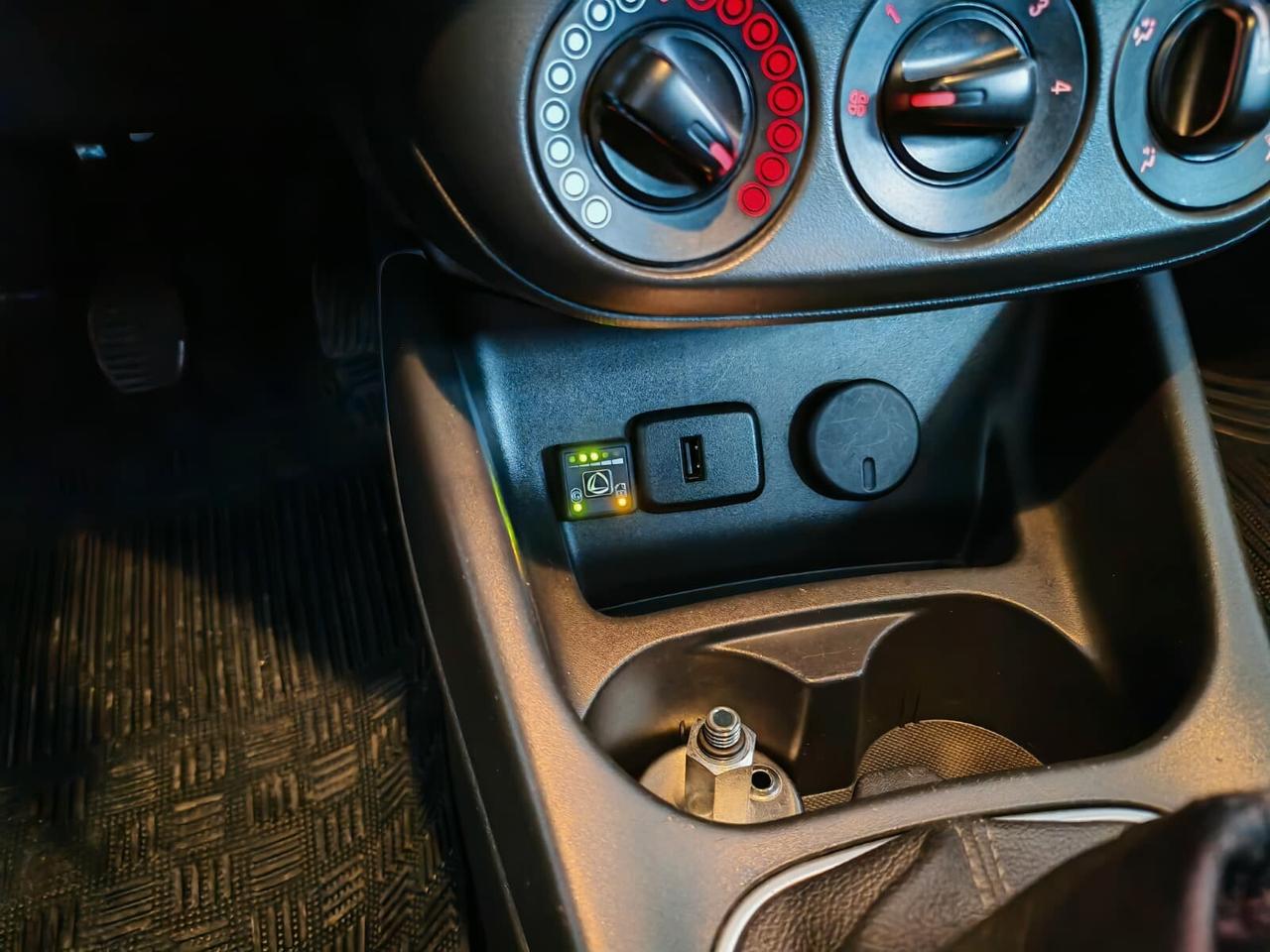 Opel Corsa 1.4 90CV GPL Tech 5 porte Advance