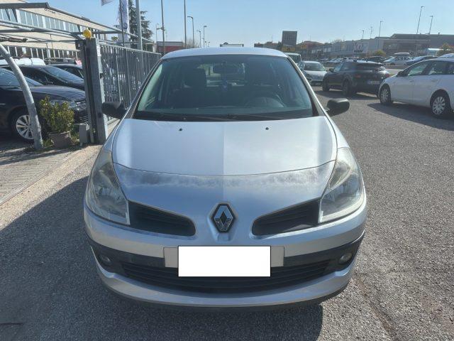 RENAULT Clio 1.2 16V 5 porte Confort