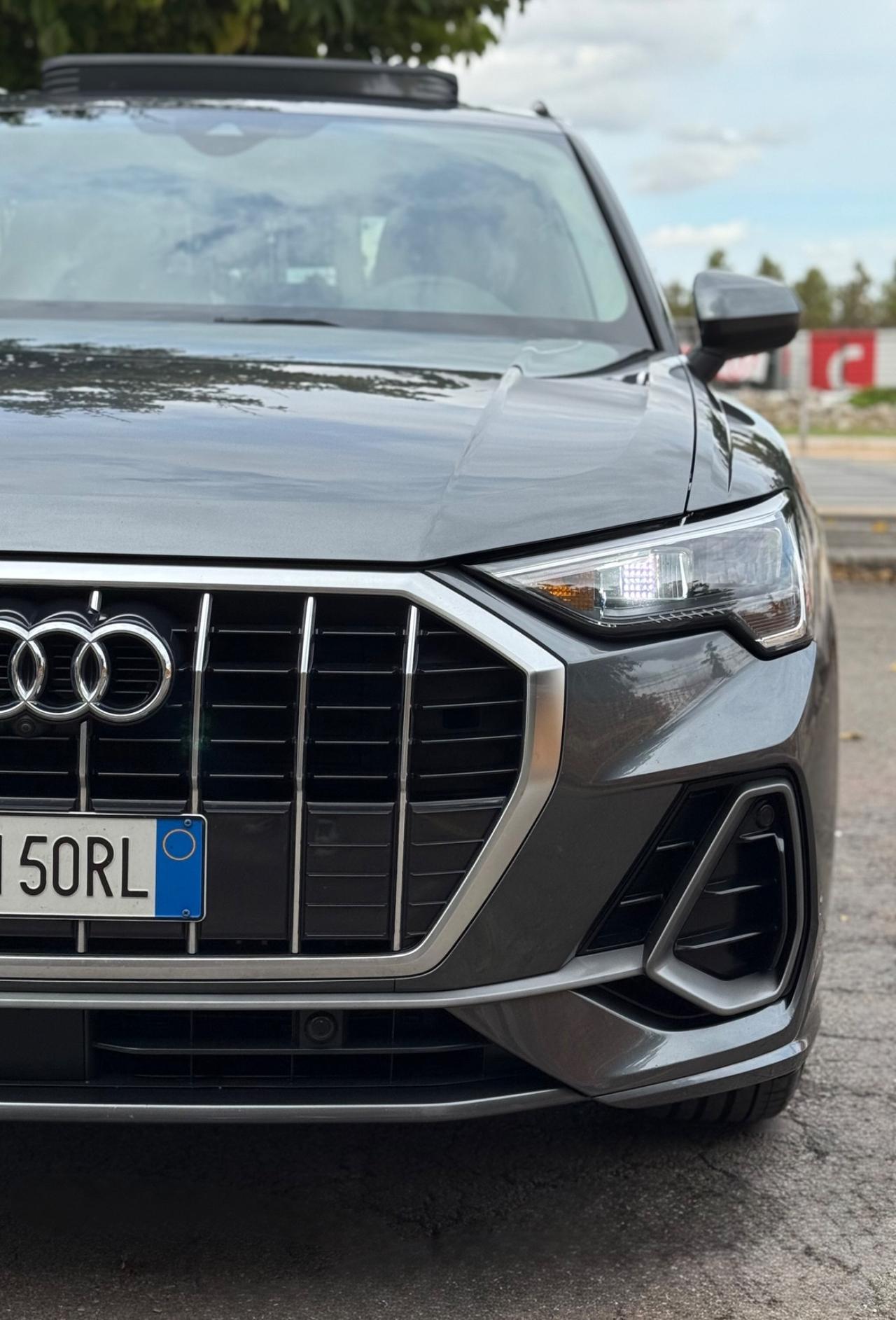 Audi Q3 35 2.0 Tdi 150CV S line TETTO/TELECAM