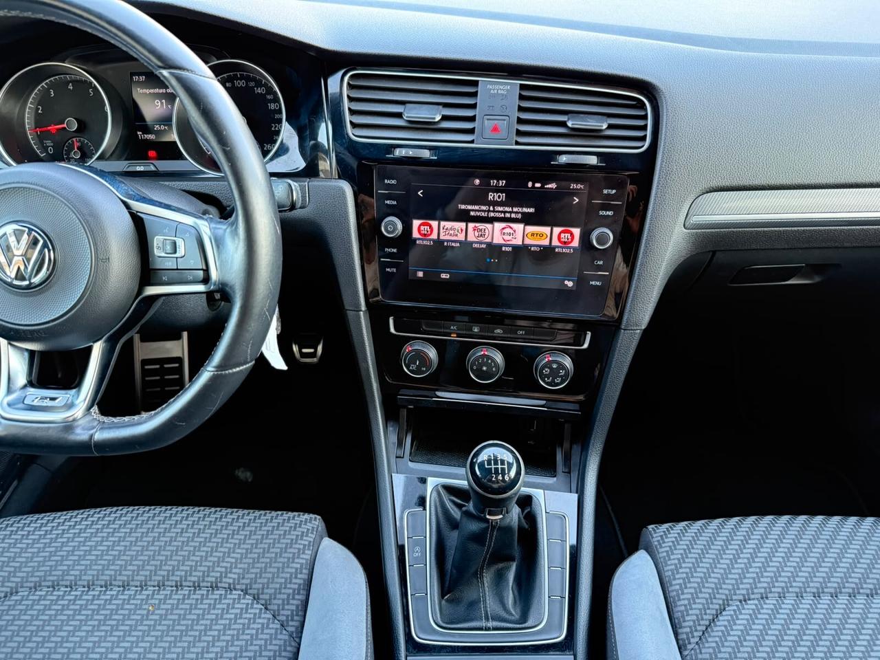 Volkswagen Golf 1.0 TSI 115 CV 5p. Sport BlueMotion Technology