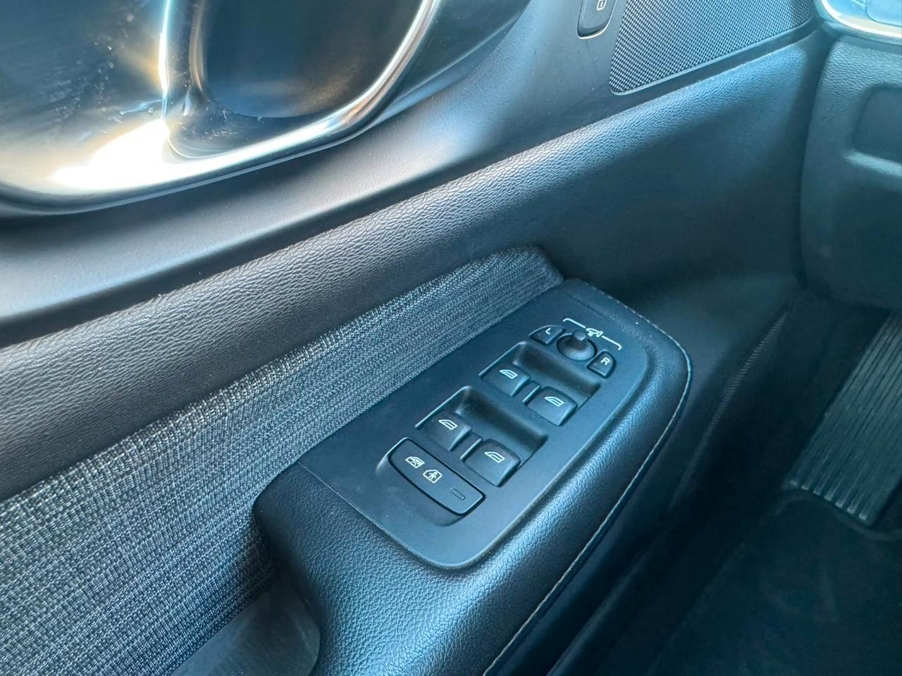 Volvo V60 2.0 b4 Core auto