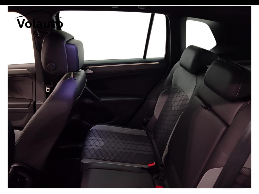 VOLKSWAGEN Tiguan II 2021 - Tiguan 2.0 tdi R-Line 150cv dsg